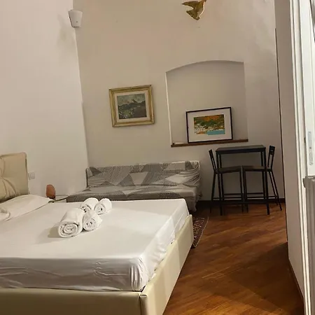 Araba Fenice Apartments - Bari Centro Exterior photo