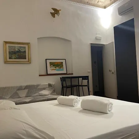 Araba Fenice Apartments - Bari Centro Exterior photo